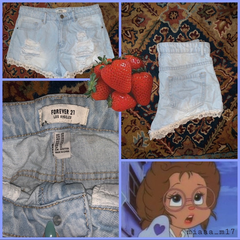 Forever 21 distressed denim light blue shorts✨